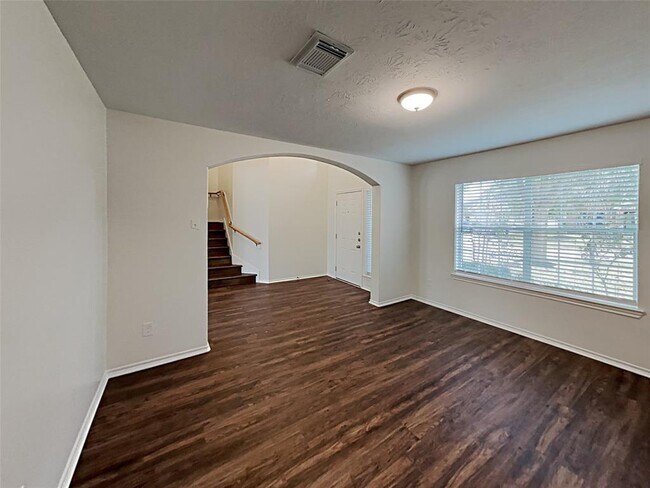 Building Photo - 15334 Sienna Oak Dr