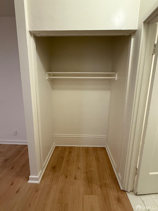 Building Photo - 1122 Sutter St