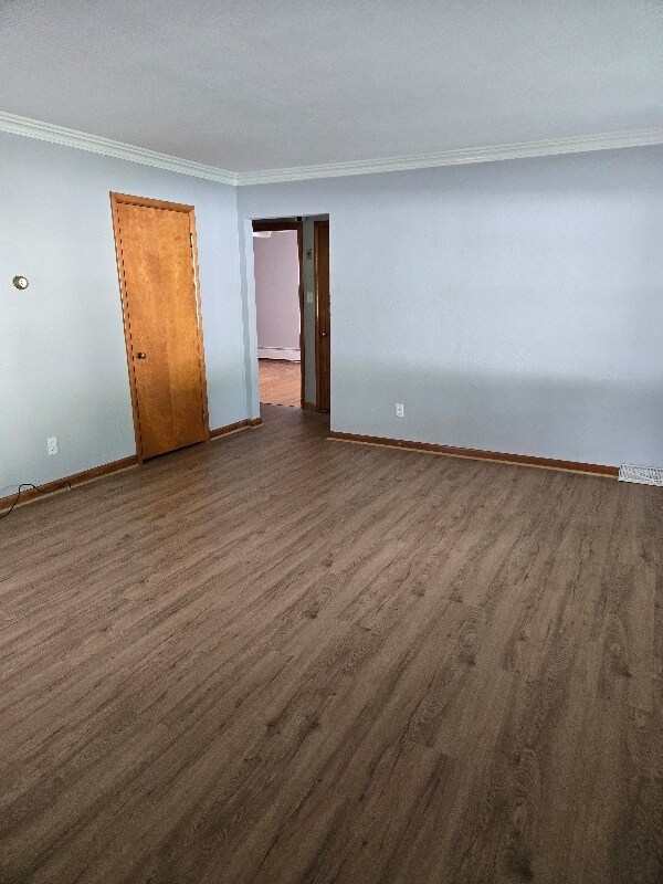 Building Photo - 571 15th St