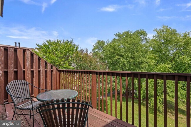 Building Photo - 18315 Leman Lake Dr