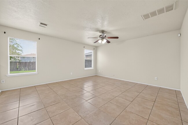 Building Photo - 17347 Wigeon Way Dr