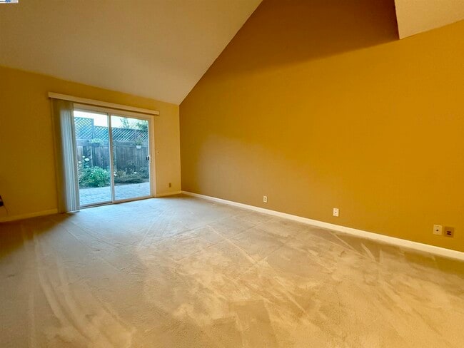 Building Photo - 10191 Yoshino Pl