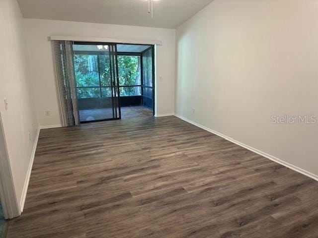 Building Photo - 227 Creekside Way