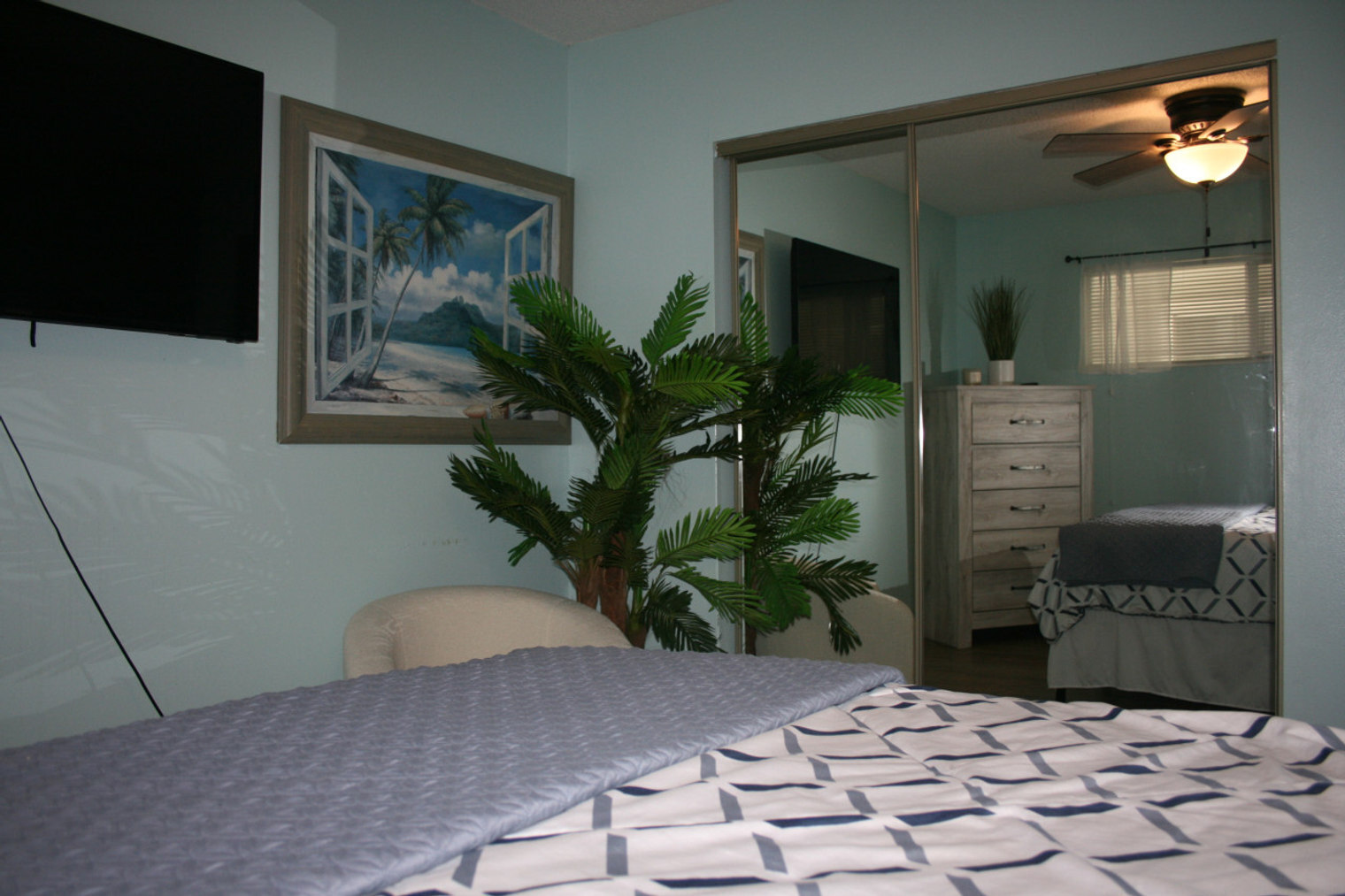 Building Photo - 4000 Gulf Terrace Dr