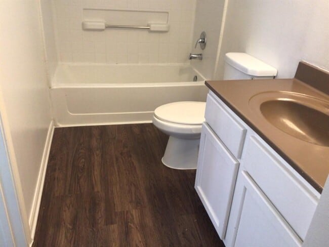 Building Photo - 5403 Coastal Way
