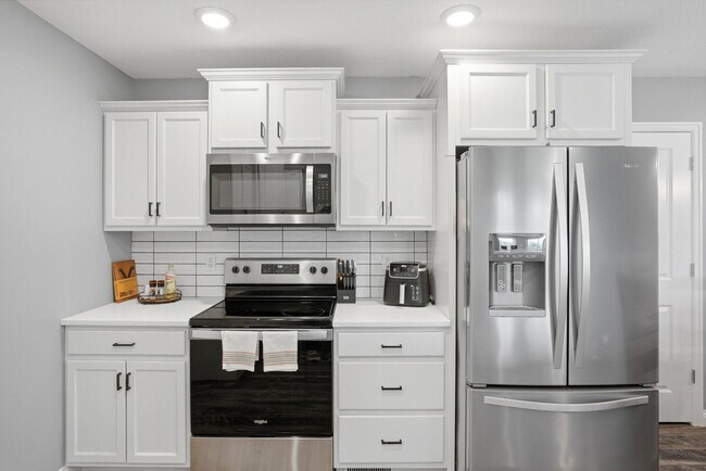 Building Photo - 4190 Posey Ln