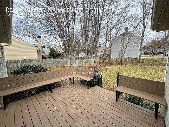 Building Photo - 4600 Prestbury Dr