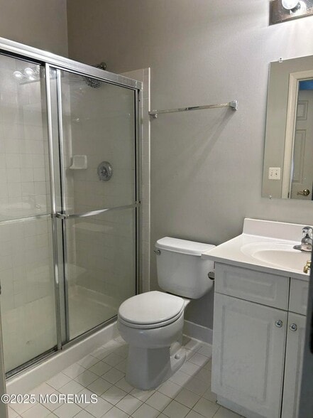 Building Photo - 145 Conover Ter