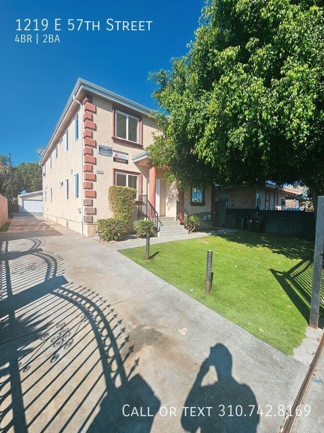 Building Photo - 1219 E 57th St