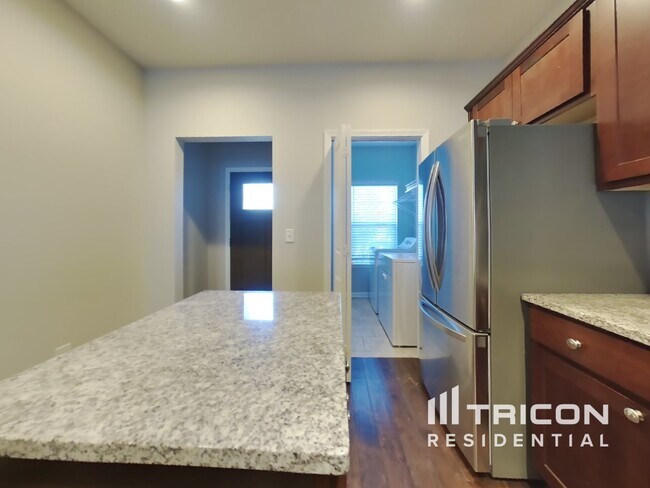 Building Photo - 401 Riverwood Court Mount Juliet TN