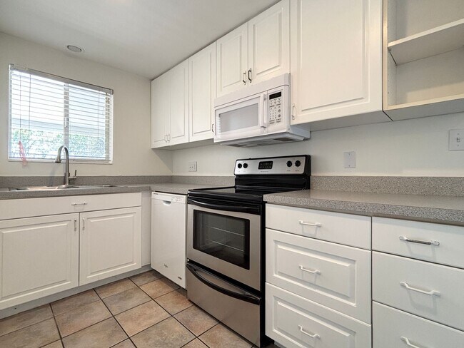 Building Photo - 2814 Arcadia Heights Cir
