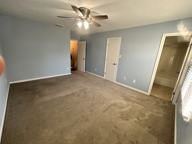 Building Photo - 1889 Eunice Ct