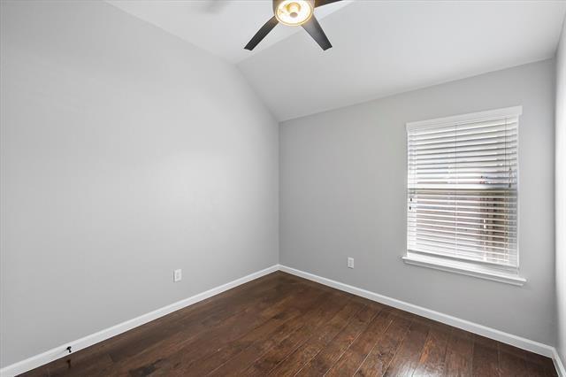 Building Photo - 2204 Windcastle Dr