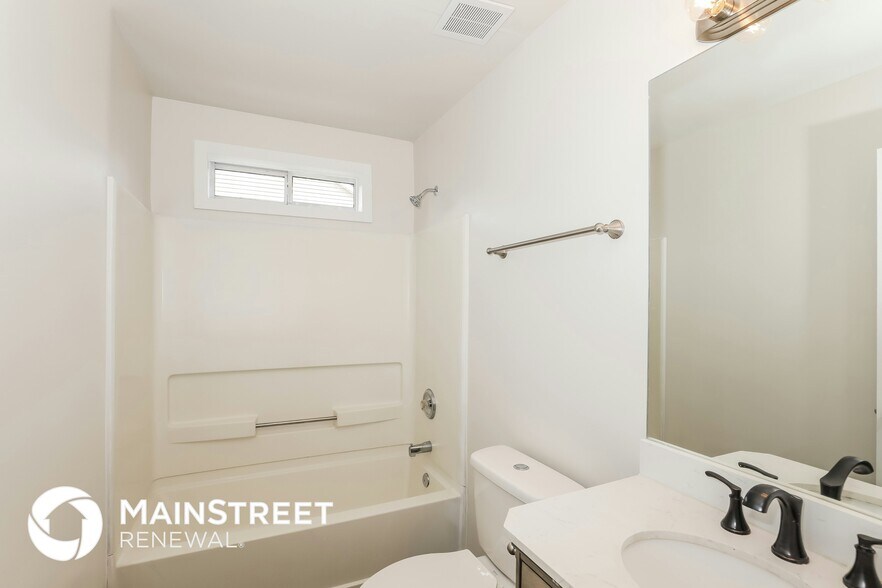 Building Photo - 7434 Chad's Cir