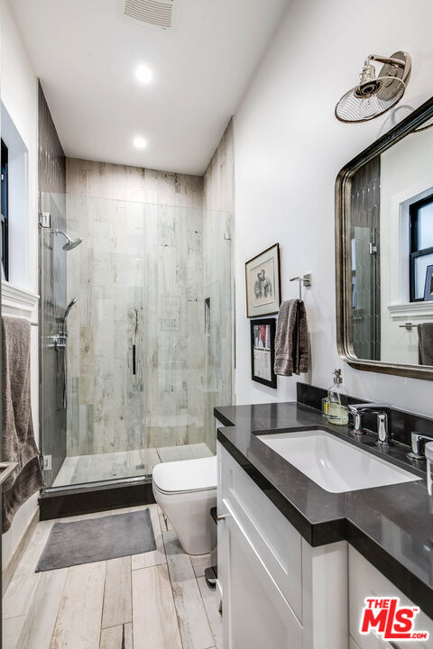 Building Photo - 4268 Colbath Ave