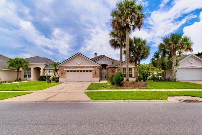 Building Photo - 1707 Golfview Dr