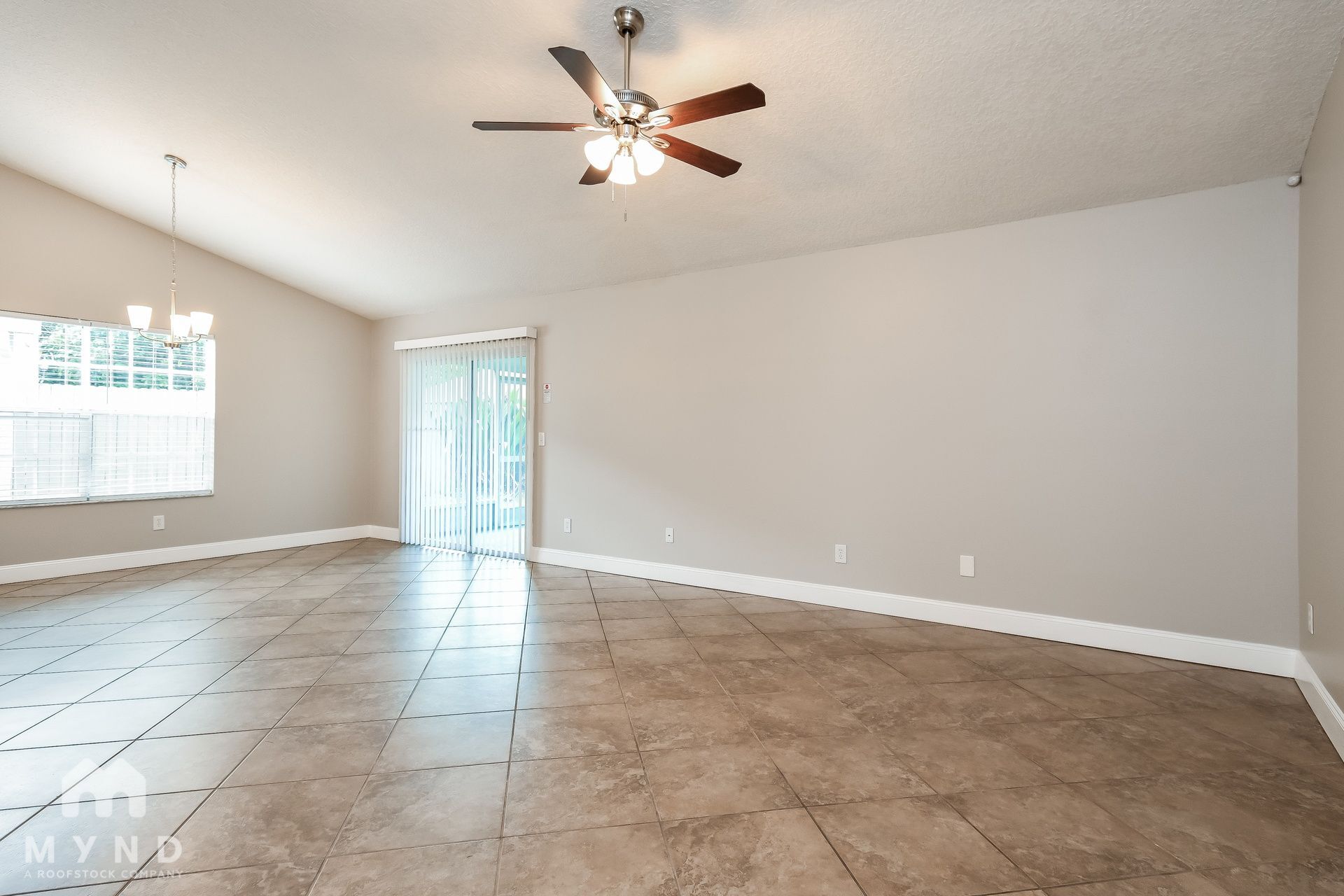Building Photo - 6481 Piccadilly Ln