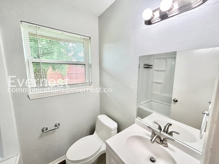 Building Photo - 3502 Matador Dr