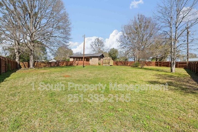 Building Photo - 8983 Larry Dr