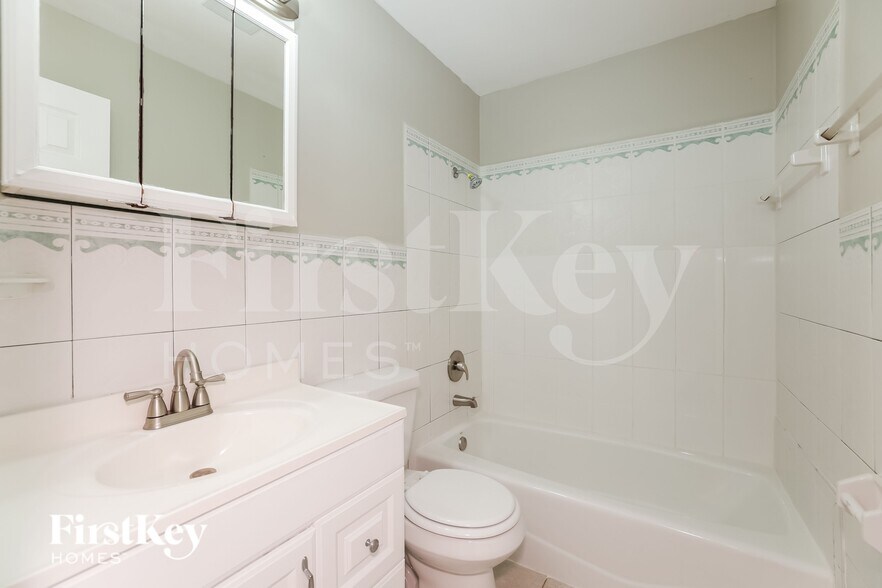 Building Photo - 112 Stafford Pl