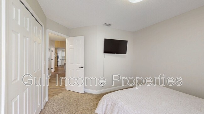 Building Photo - 4026 Banbury Cir