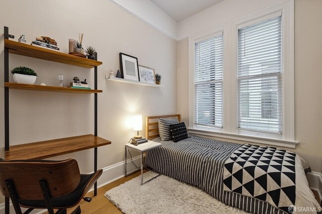 Building Photo - 2856 Sacramento St