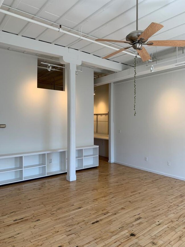 1 bedroom in Charlottesville VA 22902 609 E Market St Charlottesville