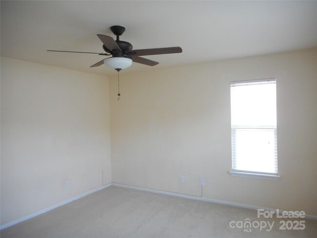 Building Photo - 14048 Singleleaf Lane