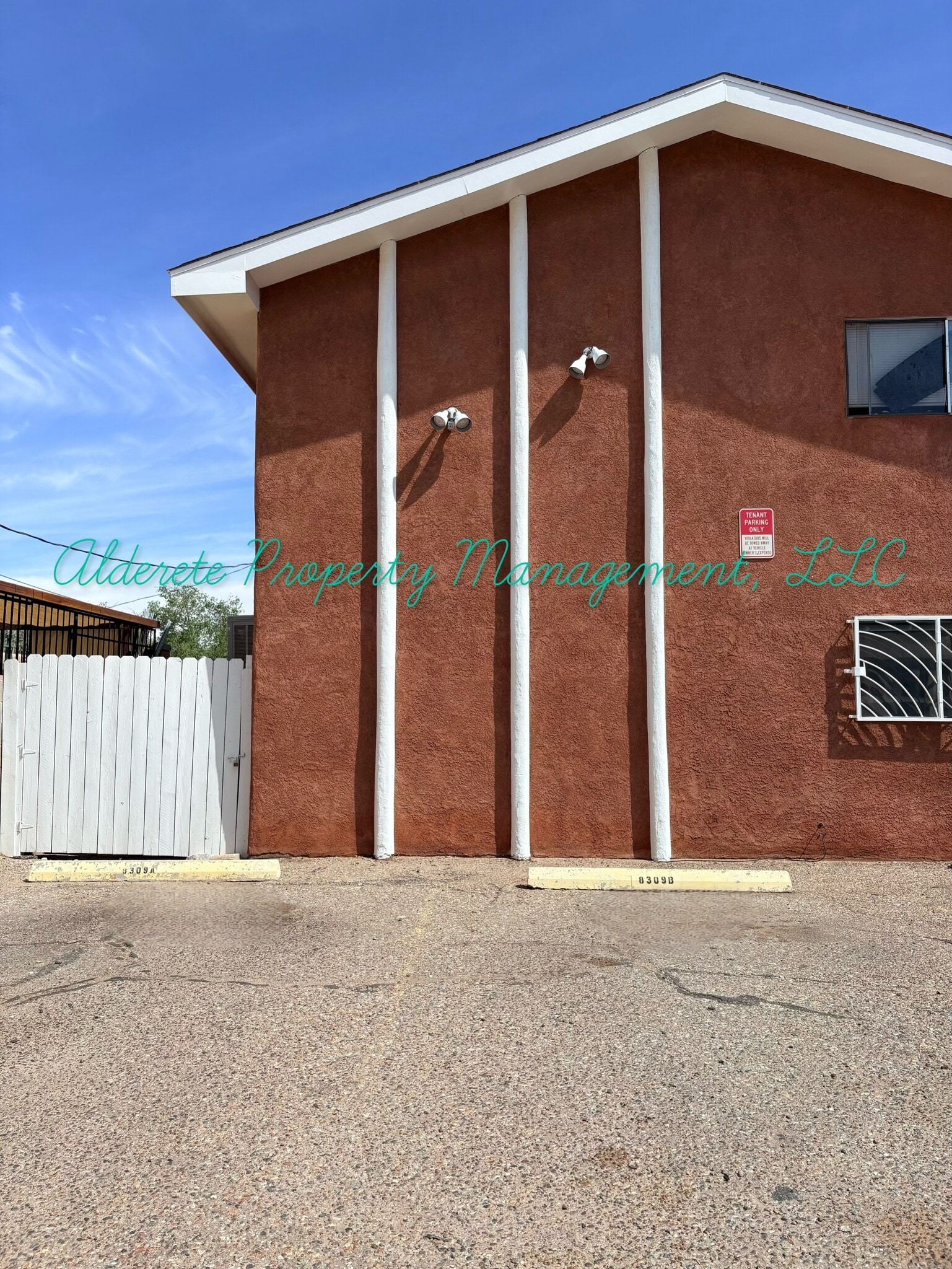 Building Photo - 8309 Trumbull Ave SE