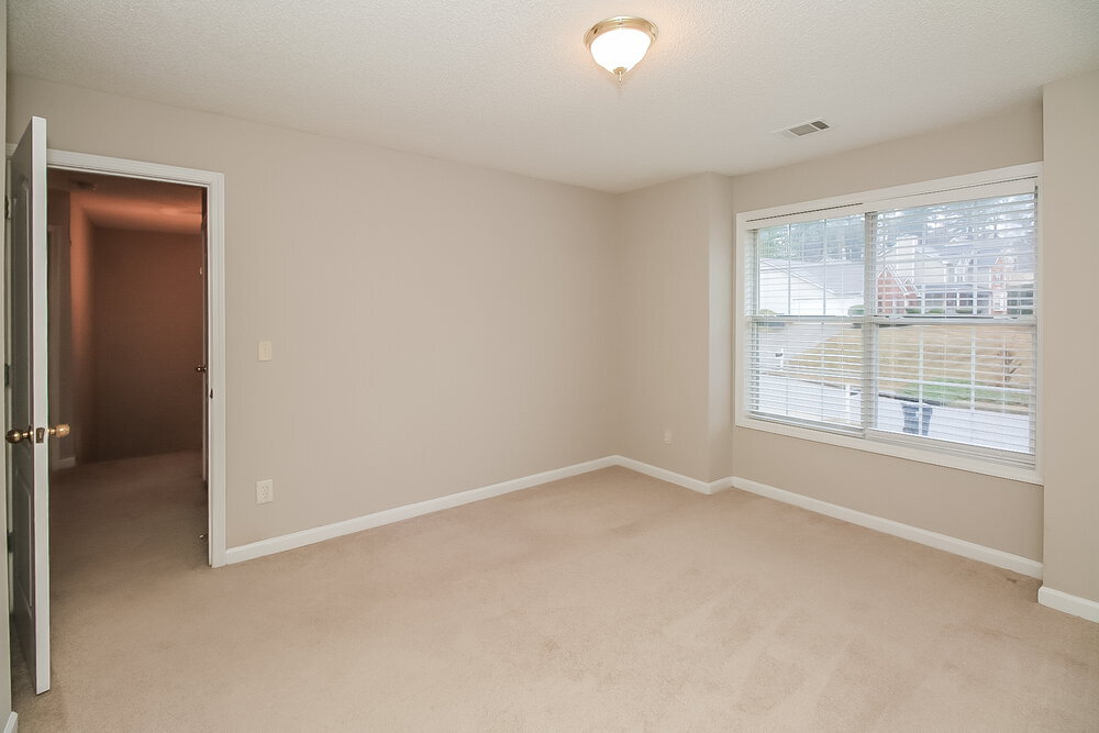 Building Photo - 4045 Lindsey Ln