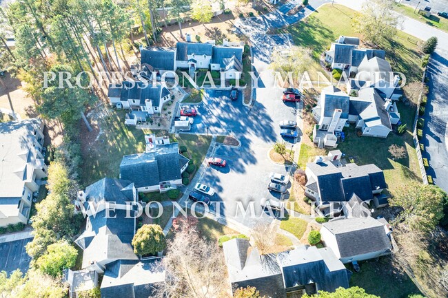 Building Photo - 113 Willow Oaks Ct