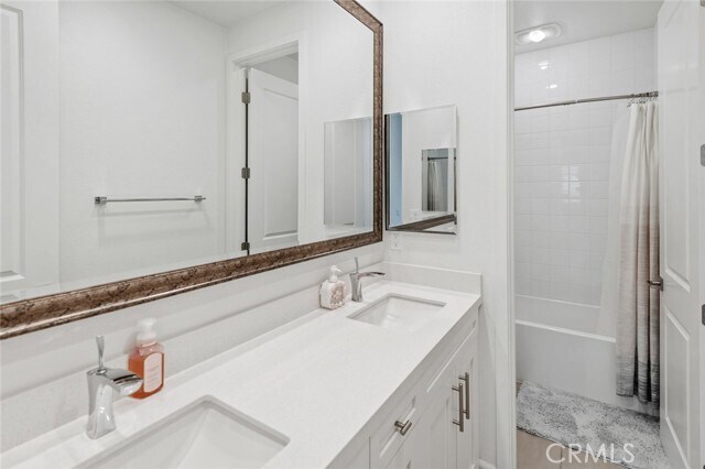 Building Photo - 61 Furlong