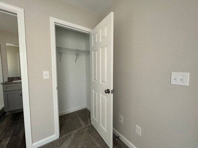 Building Photo - Three bedroom three bath available now!