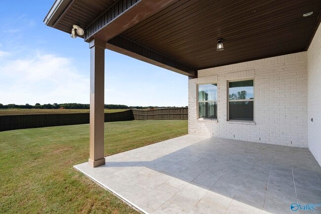 Building Photo - 279 Shubert Dr
