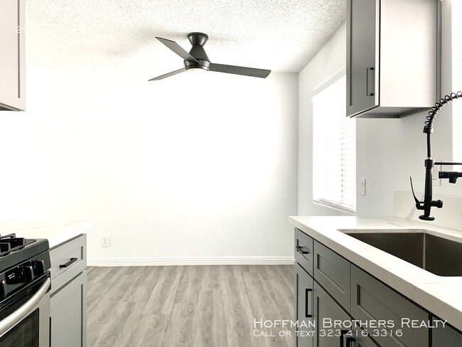 Building Photo - 3345 Drew St Los Angeles, CA 90065