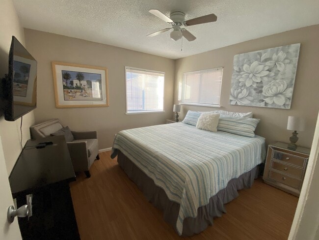 Building Photo - 1159 Montauk Ln