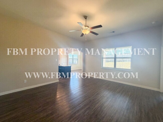 Building Photo - 5412 Persimmon Dr