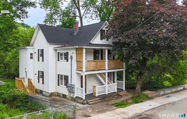 Building Photo - 1248 N Main St
