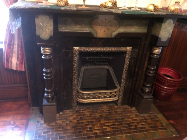 Building Photo - 228 Allen St