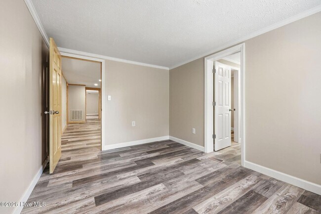 Building Photo - 3156 Reservation Rd