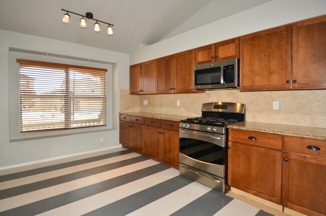 Building Photo - 5922 Wolf Village Dr