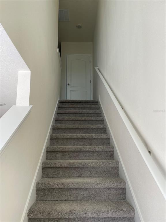 Building Photo - 3057 Canary Ave