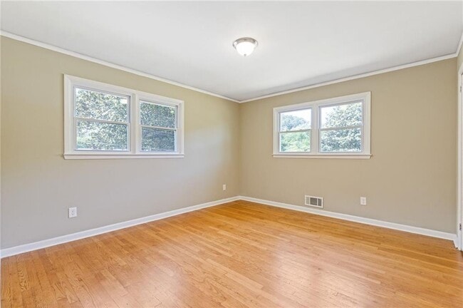 Building Photo - 3269 Pamlico Dr SW