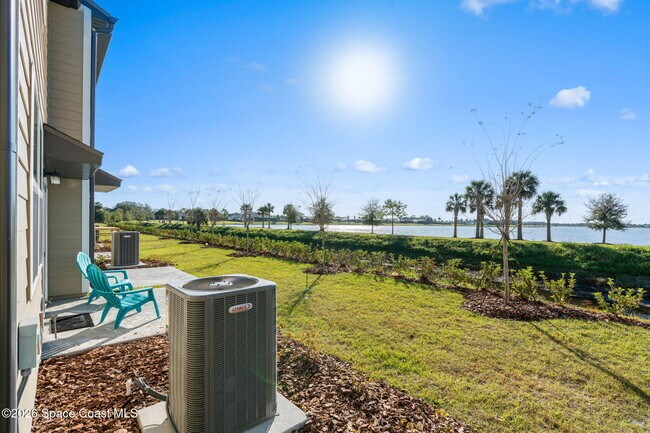 Building Photo - 1199 Bluewater Ln