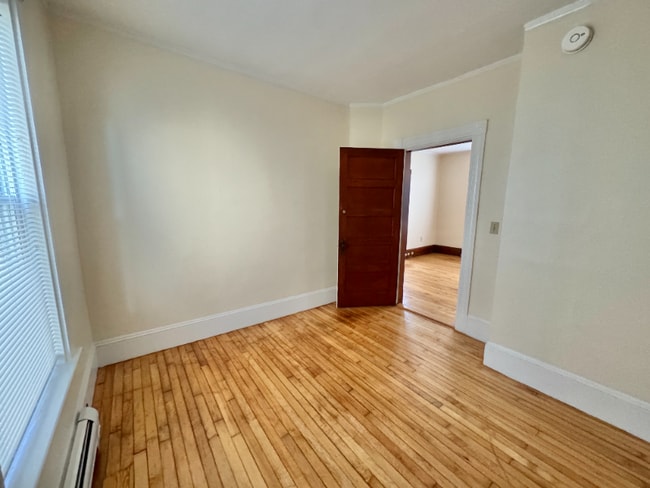 Building Photo - 66 Center St