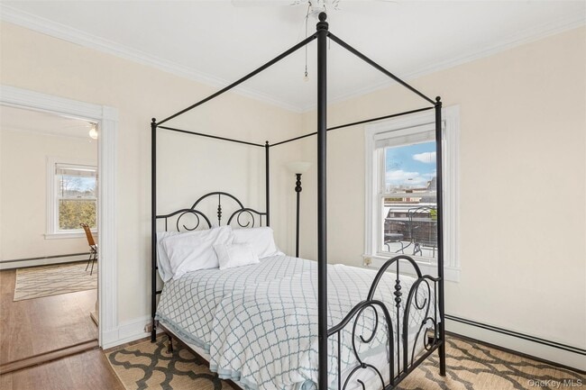 Building Photo - 90 Main St