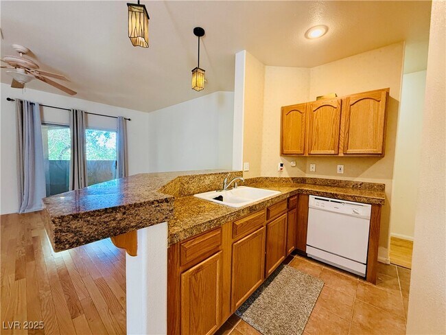 Building Photo - 8716 Red Brook Dr