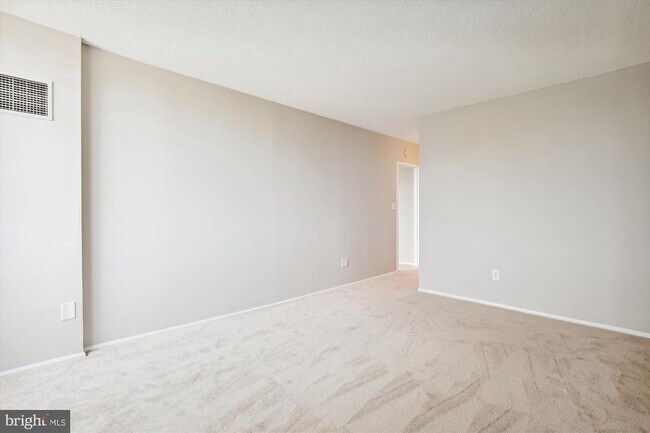 Building Photo - 5500 Holmes Run Pkwy