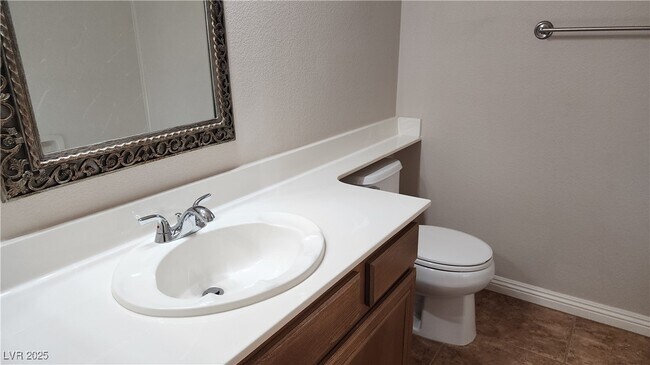 Building Photo - 1021 Newbold St