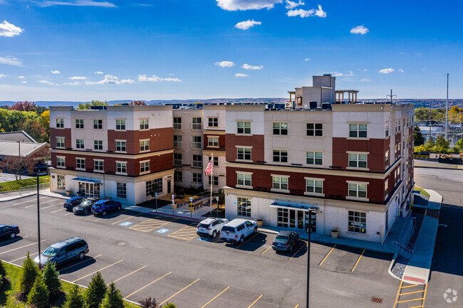 Building Photo - Cayuga View Luxury Living